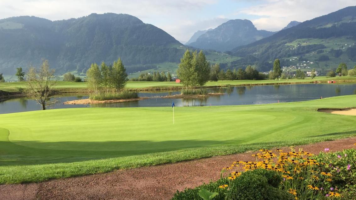 Golfnuolen